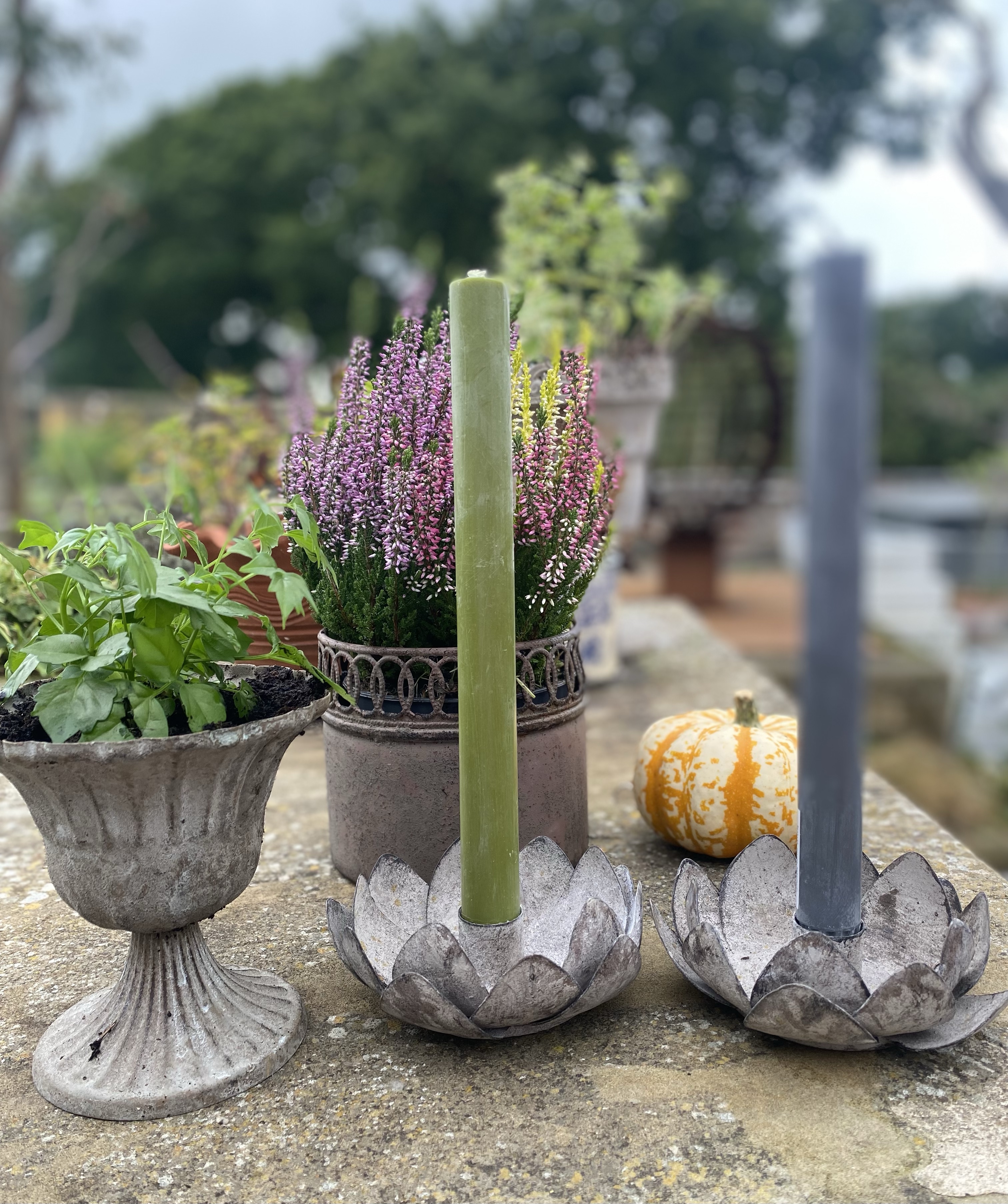 Zinc candle holder