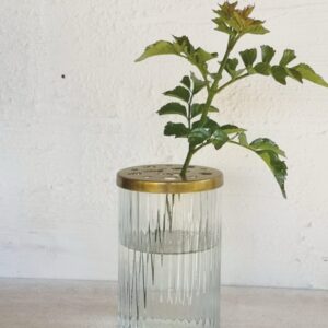 Easy peasy vase