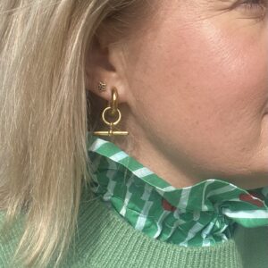 Frilly collar - green bold stripe & heart print