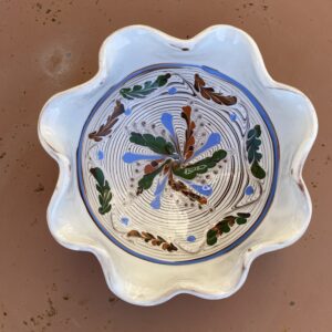 Romanian pottery - ripple bowl